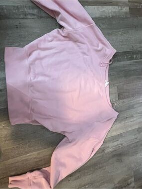 NWOT aerie Pink off the shoulder Sweatshirt